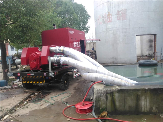 羅德移動(dòng)消防排污凸輪泵車(chē) 羅德移動(dòng)消防排污凸輪泵車(chē)